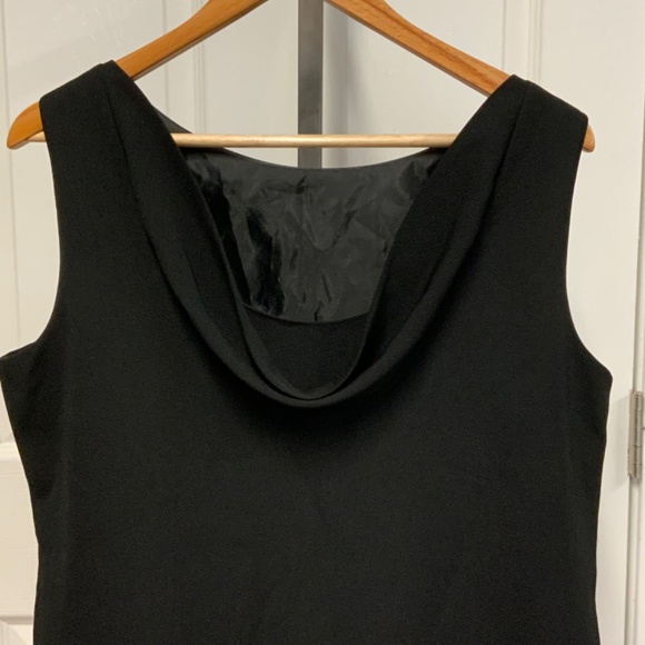 Virgo  Black Beaded Sleeveless Top - Picture 6 of 7